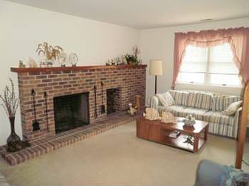 4th image of 218 E Orlando Ave