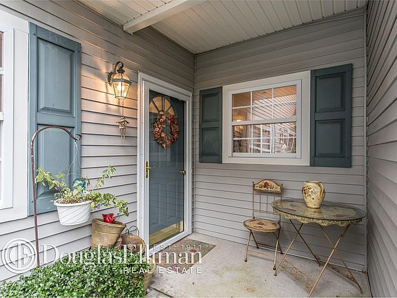 4th image of 523 Highland Ct