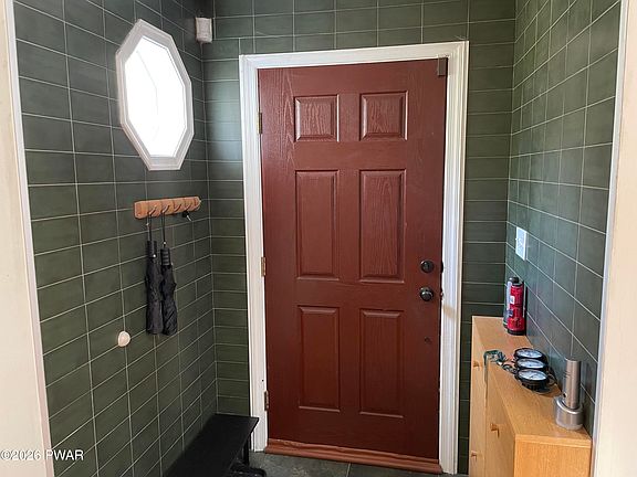4th image of 154 Forest Ridge Dr