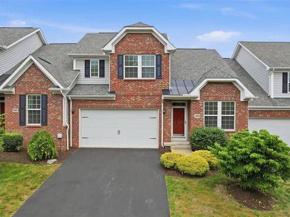 306 Trafalgar Sq, Cranberry Township, PA 16066