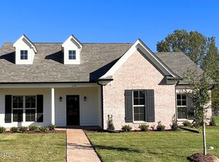 2134 Scott Meadows Ln, Hernando, MS 38632