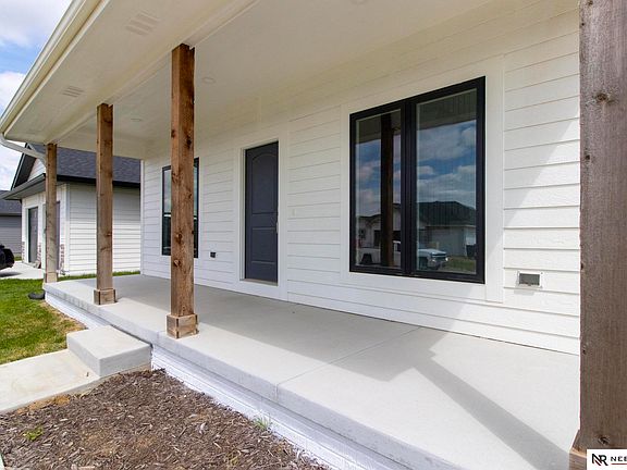 5th image of 2855 Southern Hills Dr