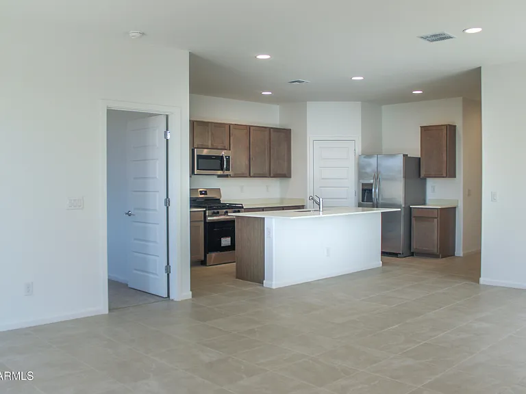 9833 W Monterey Way — Photo 14