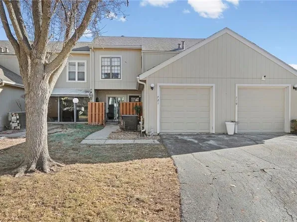 721 E 121st St, Kansas City, MO 64146