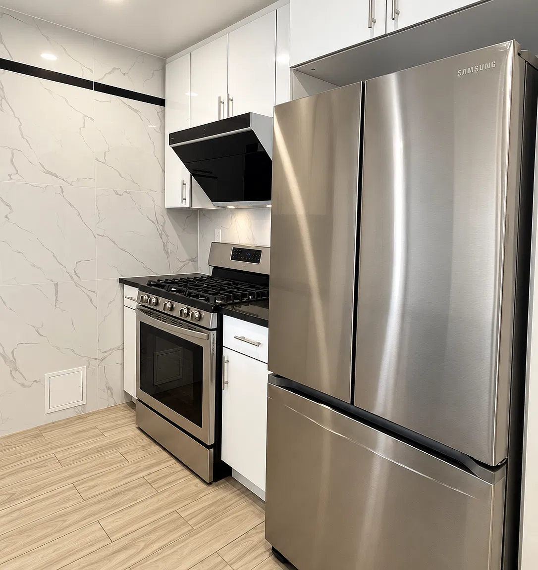 2 bed, 930 sqft, $3,800 — Photo 4