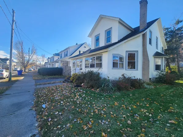 18 Brunswick St, Springfield, MA 01108