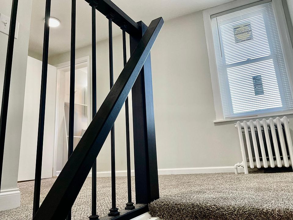 1st image of 1150 S 9th St Floor 2