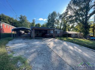312 E Woodland Rd, Marshall, TX 75672