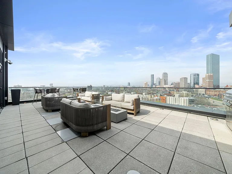 100 Shawmut Ave #811 — Photo 11