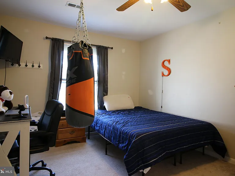 7224 Princess Anne Ct — Photo 18