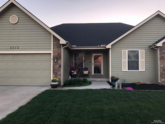 2nd image of 2312 Falconview Dr