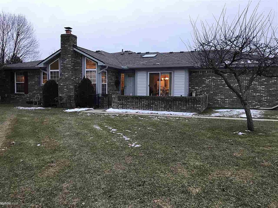1st image of 48722 French Creek Ct