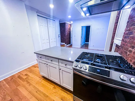 Rented by Voro New York | media 42