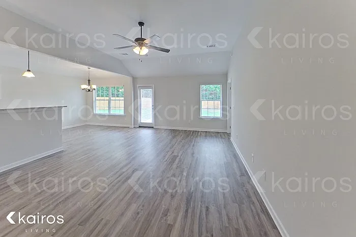 33 Joshua Cir — Photo 2