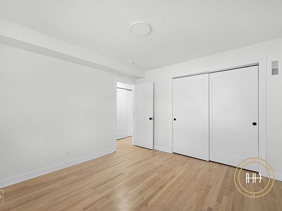 5th image of 1756 W Rosehill Dr APT 1F
