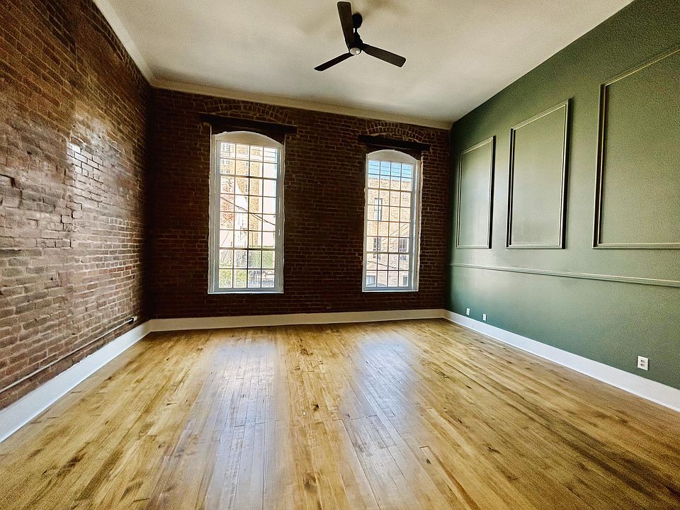 1st image of 2111 Post Office St APT 1