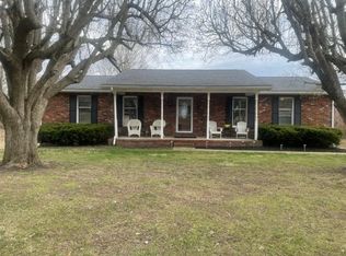 240 Hickory Hollow Dr, Madisonville, KY