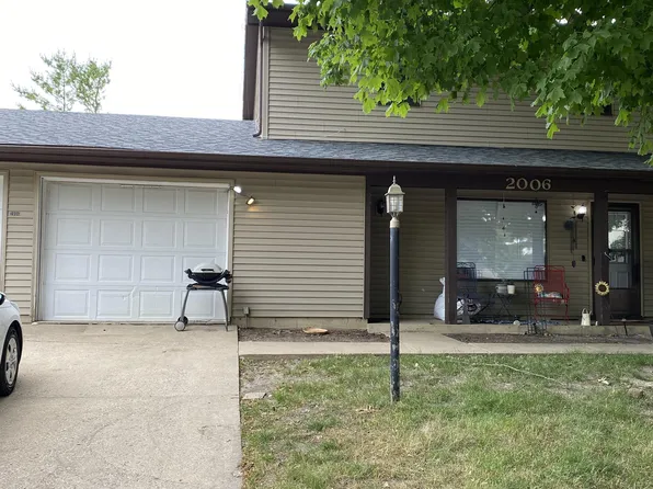 2006 Karen Ct APT 2, Champaign, IL 61822