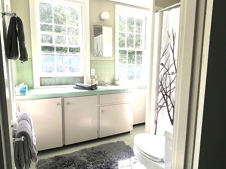 Full Bath upstairs