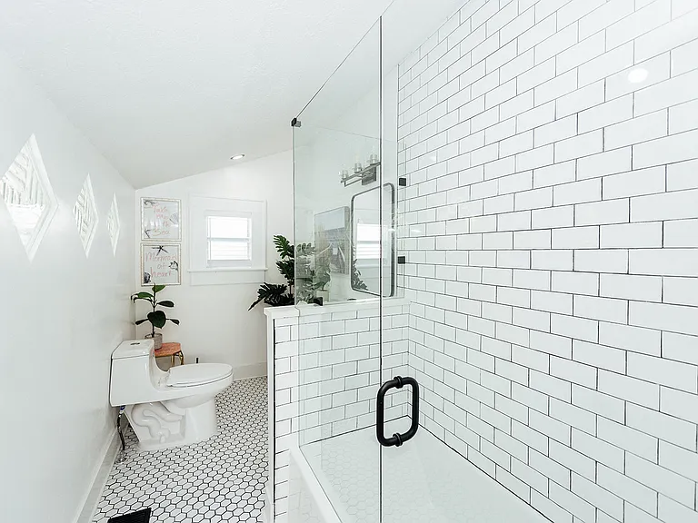 809 10th Ave N #5 — Photo 19