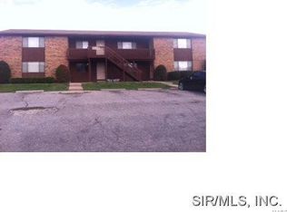 916 Georgetowne Dr, O Fallon, IL 62269