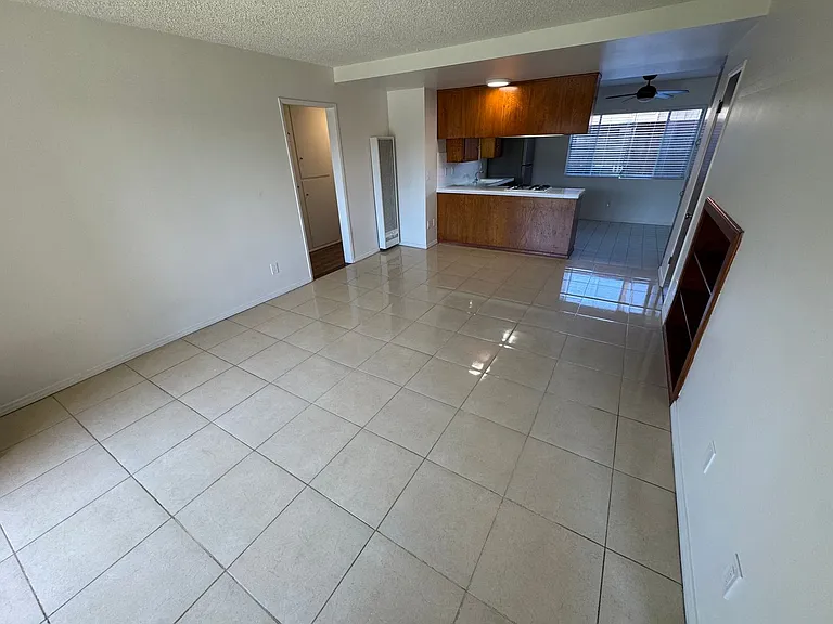 5642 Rosemead — Photo 24