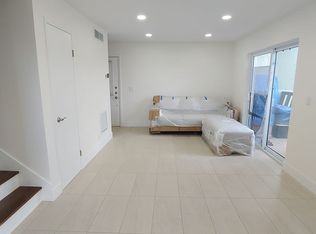 8921 NW 28th Dr APT E, Coral Springs, FL 33065