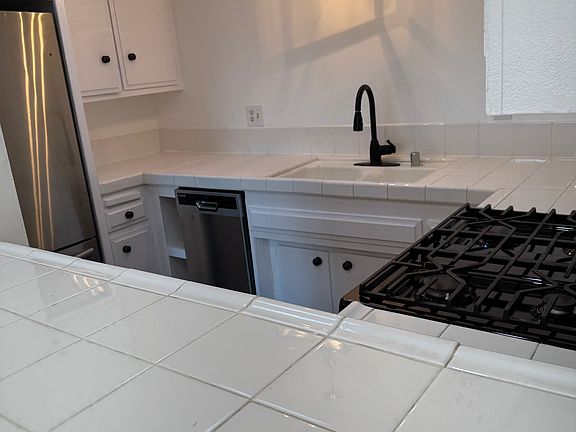 5th image of 1342 10th St APT 303