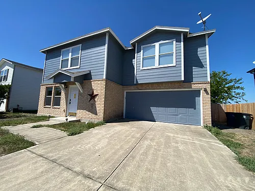 3215 Northwest Blvd Photo 1