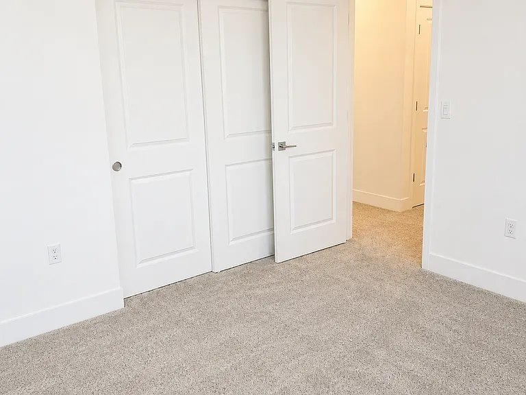 Upstairs Bedroom #2