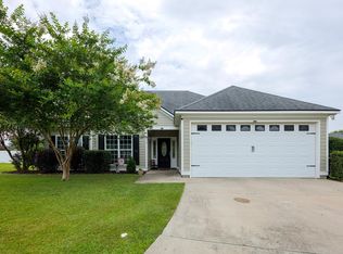 216 Bobwhite Trl, Hahira, GA 31632