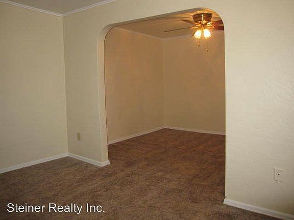 4th image of 3840 Brownsville Rd APT 302