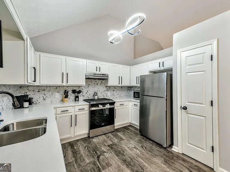 3959 Morning Dew Ct — Photo 15