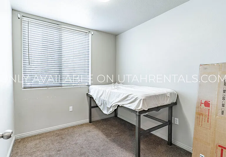 859 E 620 N #H2-1 — Photo 5