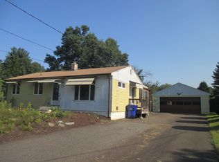 156 Farnham Rd, South Windsor, CT 06074