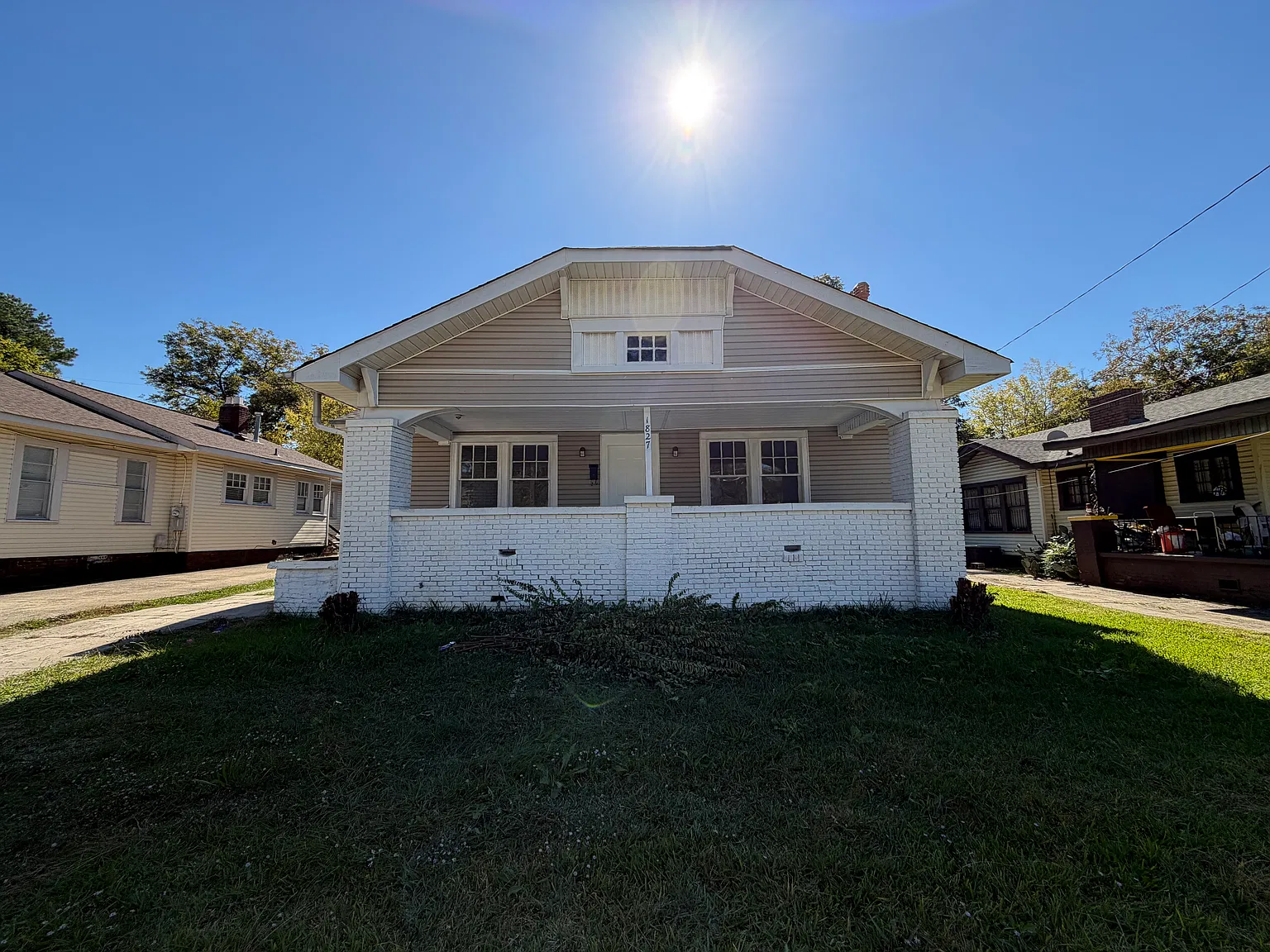 4 bed, 2100 sqft, $1,400 — Photo 1