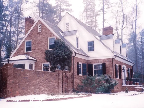 224 Shasta Ln, Charlotte, NC 28211