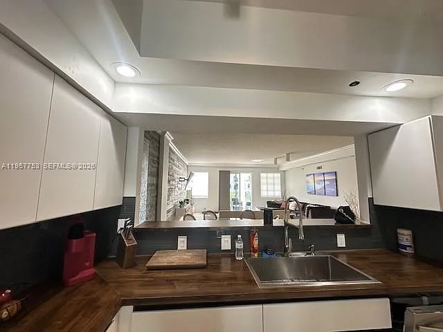 3900 Island Blvd #B303 — Photo 22