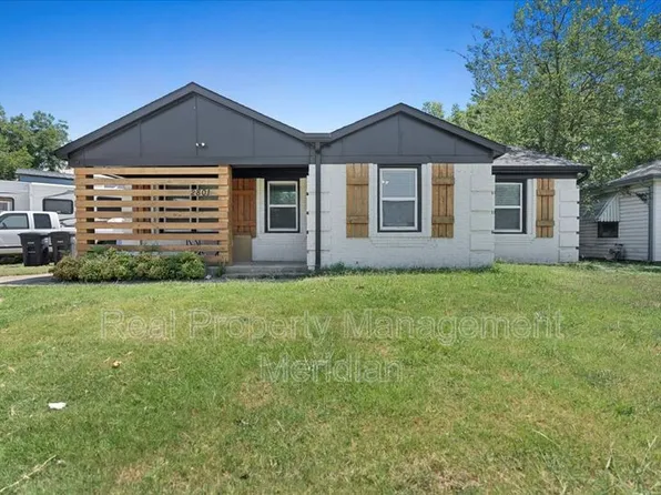 2801 S Hills Ave, Fort Worth, TX 76109