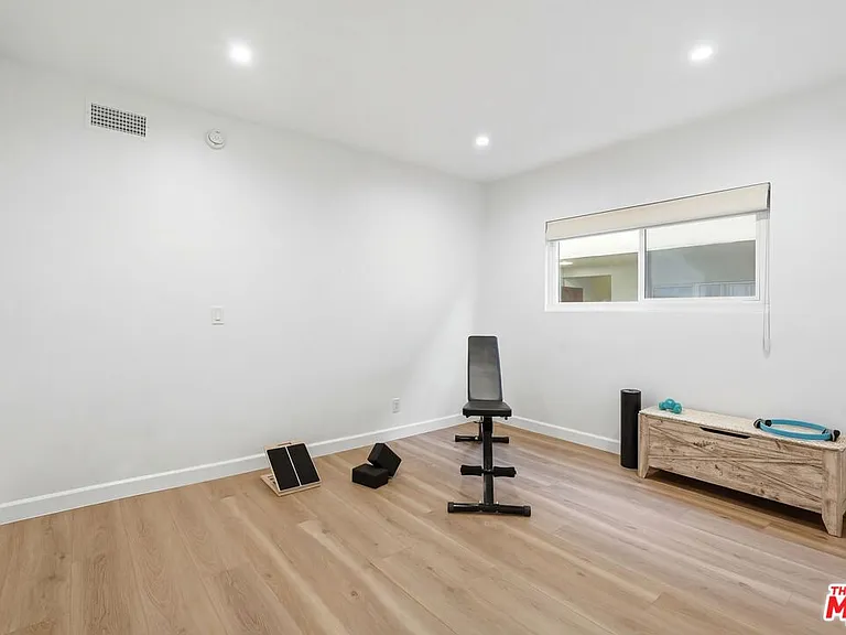 324 S Elm Dr #101 — Photo 20