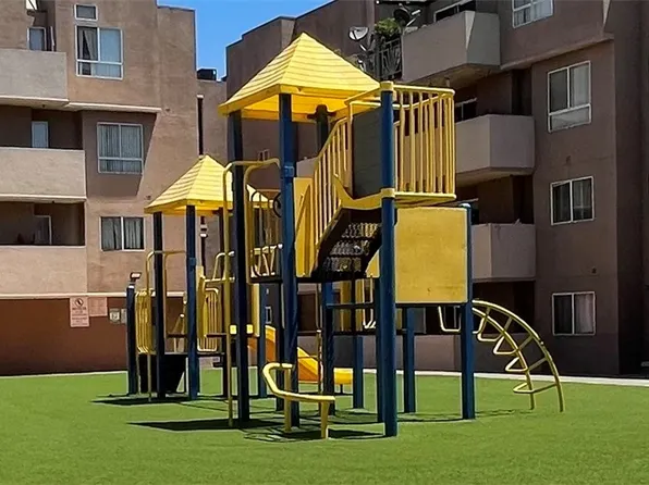 450 E 4th St APT 124, Santa Ana, CA 92701