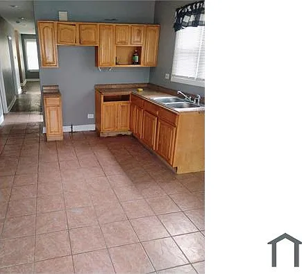 8540 S Phillips Ave — Photo 7