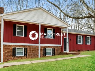 160 Oak Forest Dr, Kernersville, NC 27284