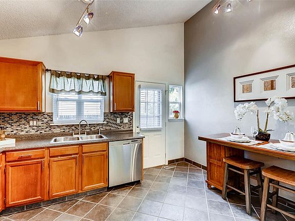 4th image of 4821 S Dunkirk Way