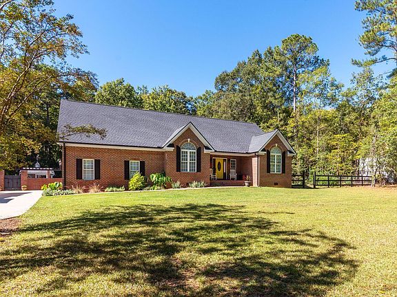 3rd image of 544 Buckroe Dr