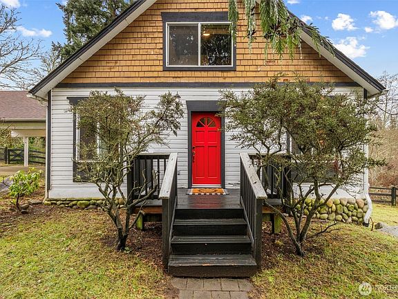 5th image of 10415 SE Southworth Drive
