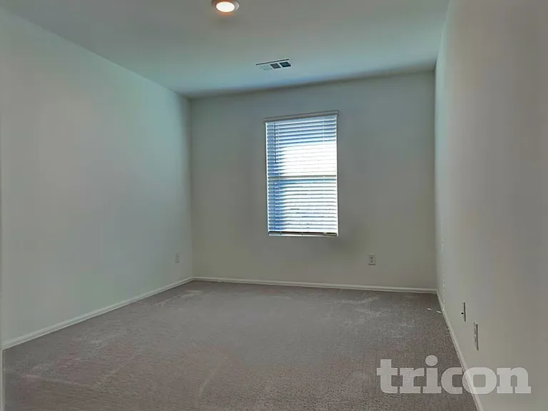 18613 Rosehill Prairie Dr — Photo 15