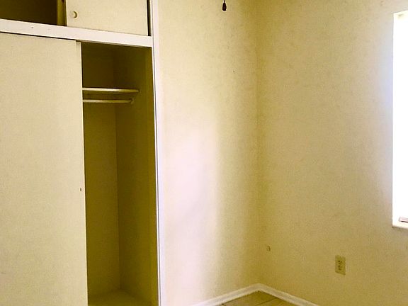 4th image of 2434 Boyd Ave