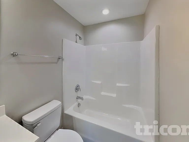834 Lakemont Dr — Photo 15