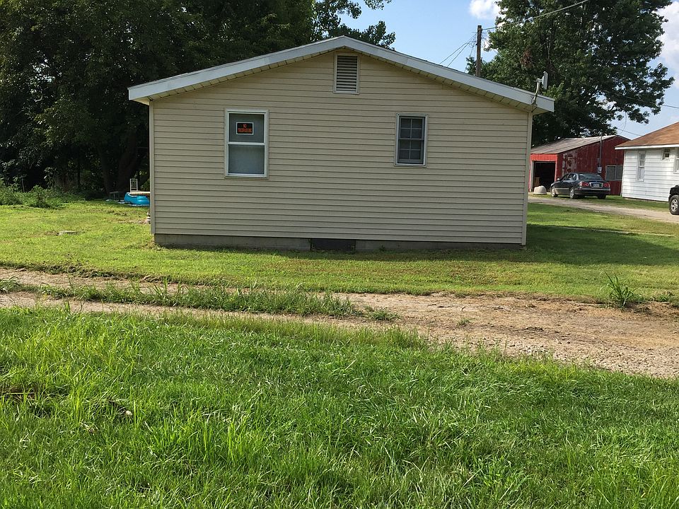 2br house 